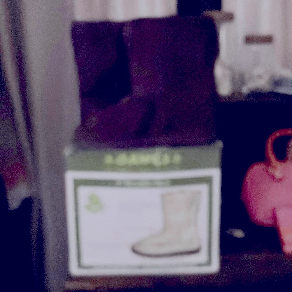 NWB faux fur Ugg type boots